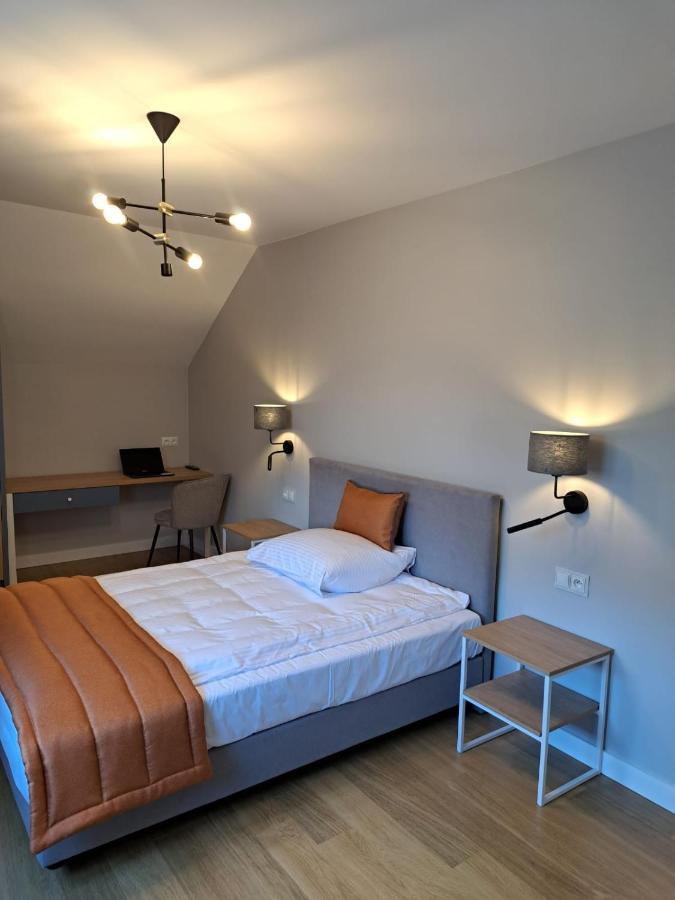 Pokoje De Luxe Figaro Płock Dış mekan fotoğraf